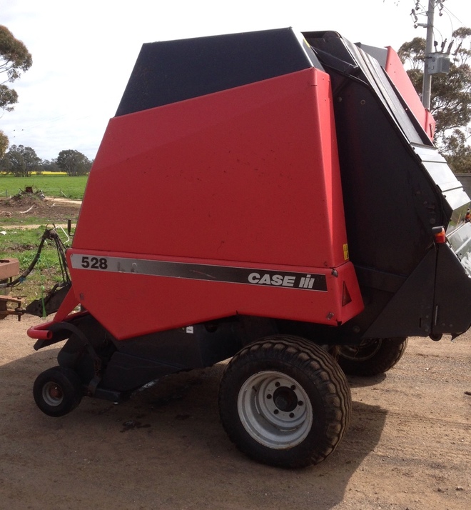 CASE IH 528 Round Baler For Sale Machinery & Equipment Hay